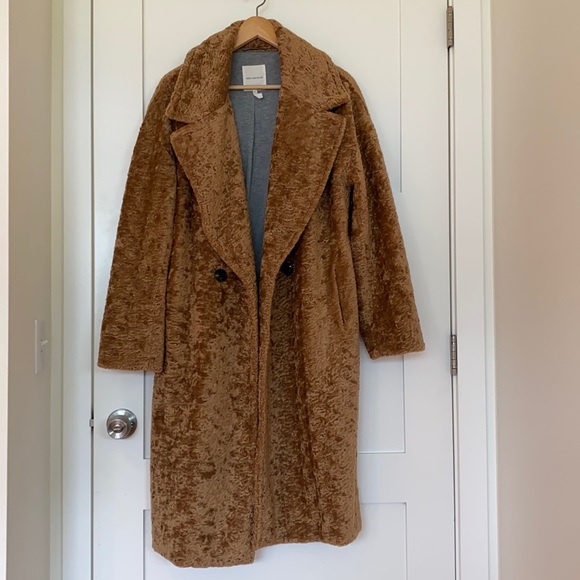 Parisian chic Faux Fur coat - Like new - Size S - Picture 2 of 3